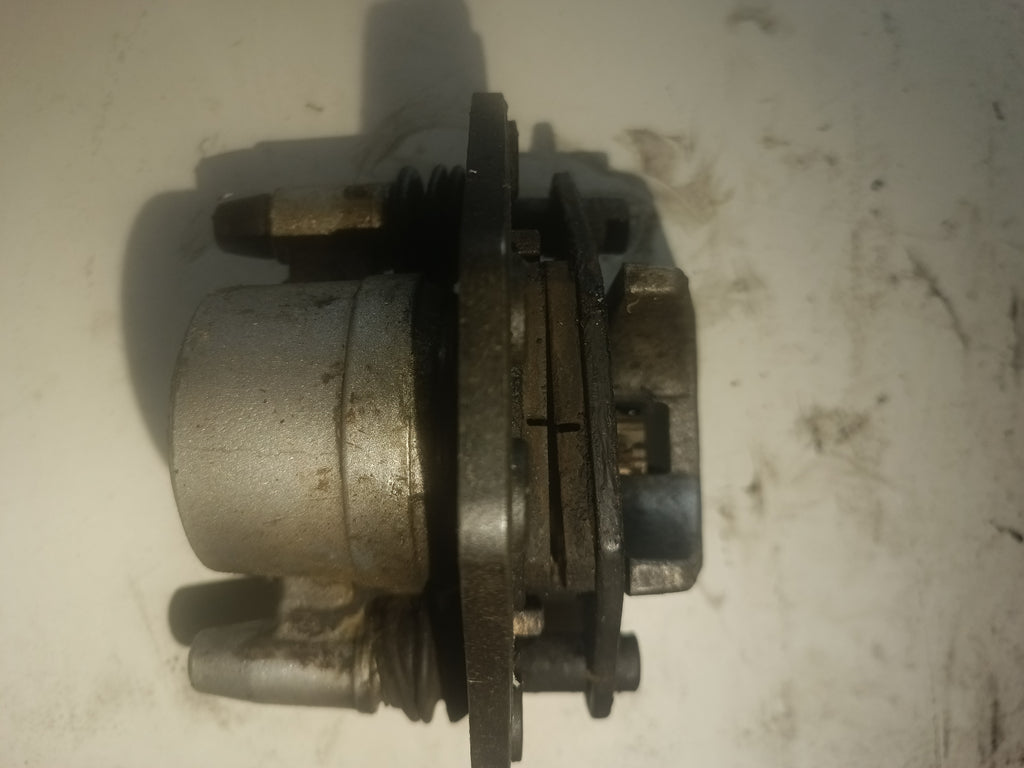 OEM Bromsok Fram Kawasaki EN400 (1986) – Original Front Brake Caliper (43041-1188)