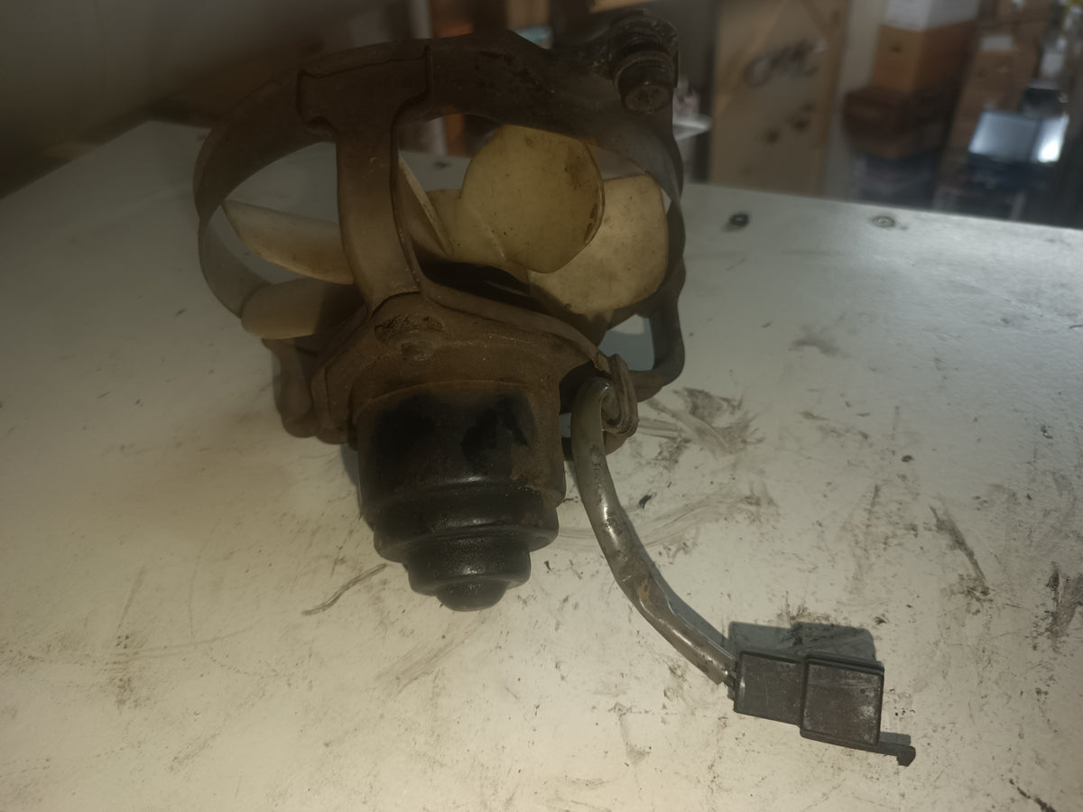 OEM Kylarfläkt Kawasaki EN400 (1986) – Original Fläktmontering (59502-1014)
