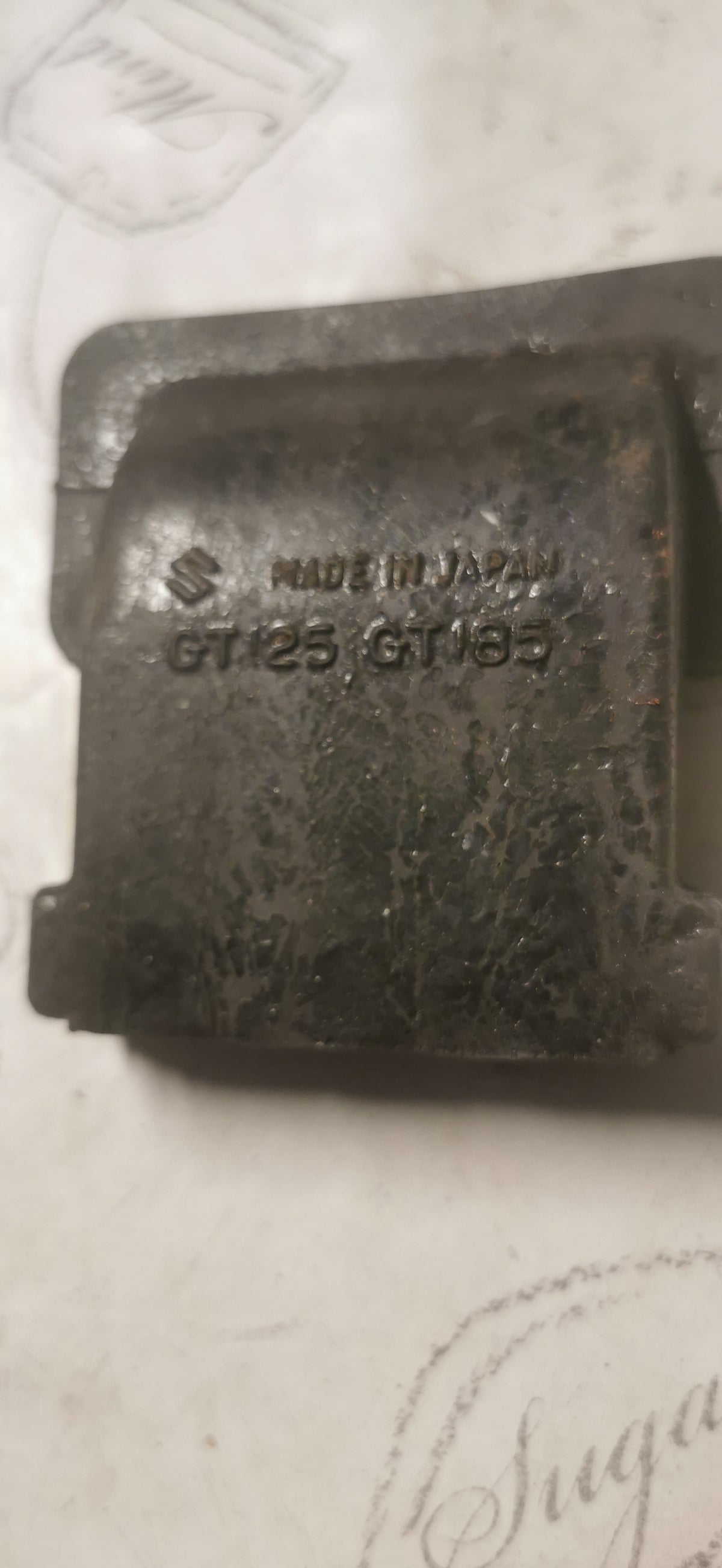 Luftintag / Gummi-snorkel Luftburk – Suzuki GT125 & GT185 (Original OEM)