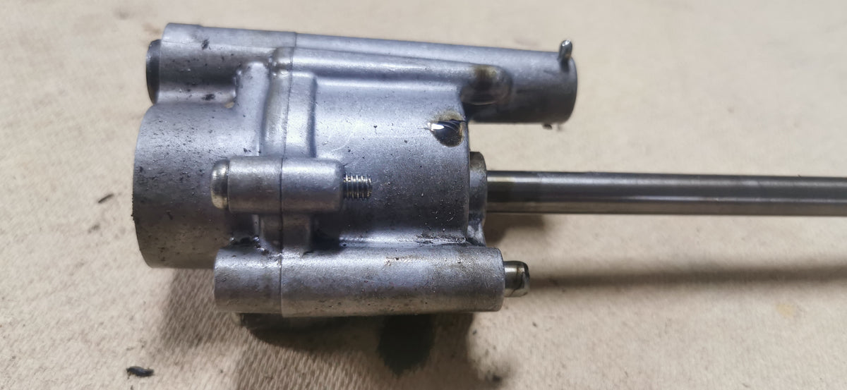 Begagnad Honda OEM Oljepump (15110-MG9-000) – GL1200 Goldwing