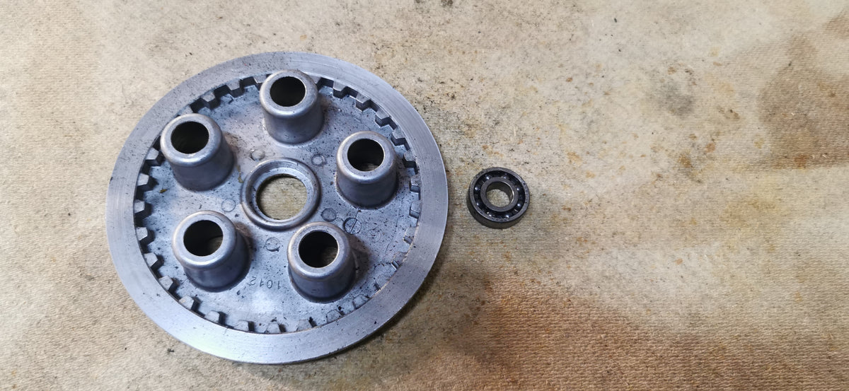 Koppling Tryckplatta med Lager (OEM 13187-1087) -Kawasaki EN400 / EN450 LTD