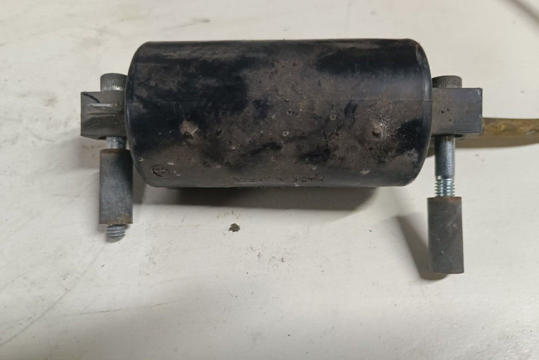 Kawasaki EN400 EN450 454 LTD EX250 tändspole komplett OEM 21121-1130 höger/vänster