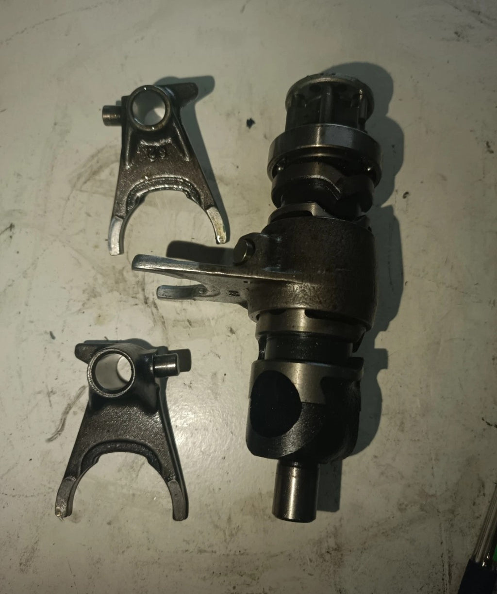 Komplett Växeltrumma med Växlingsgafflar OEM 13239-1118 – Kawasaki EN400 / EN500 / EX500 / KLE500